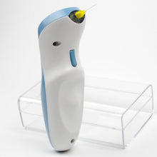 Cargar imagen en el visor de la galería, Pluma Reparadora de la Piel Profesional. Reduce las Manchas de Tatuajes, Reafirma Estirando la Piel y Reduce Manchas de la Edad.

